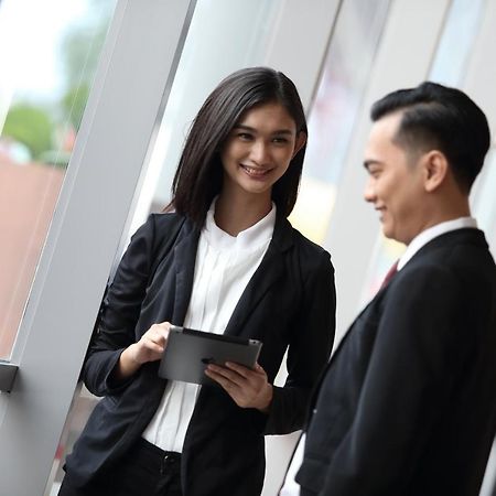 Hotel Santika Premiere Ice - Bsd City Serpong Exterior foto
