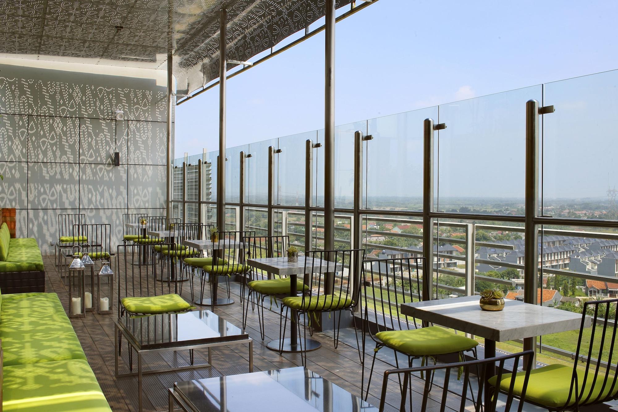 Hotel Santika Premiere Ice - Bsd City Serpong Exterior foto