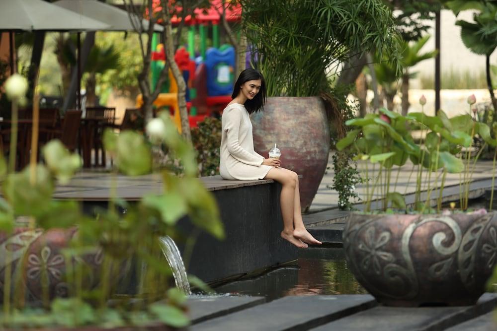 Hotel Santika Premiere Ice - Bsd City Serpong Exterior foto